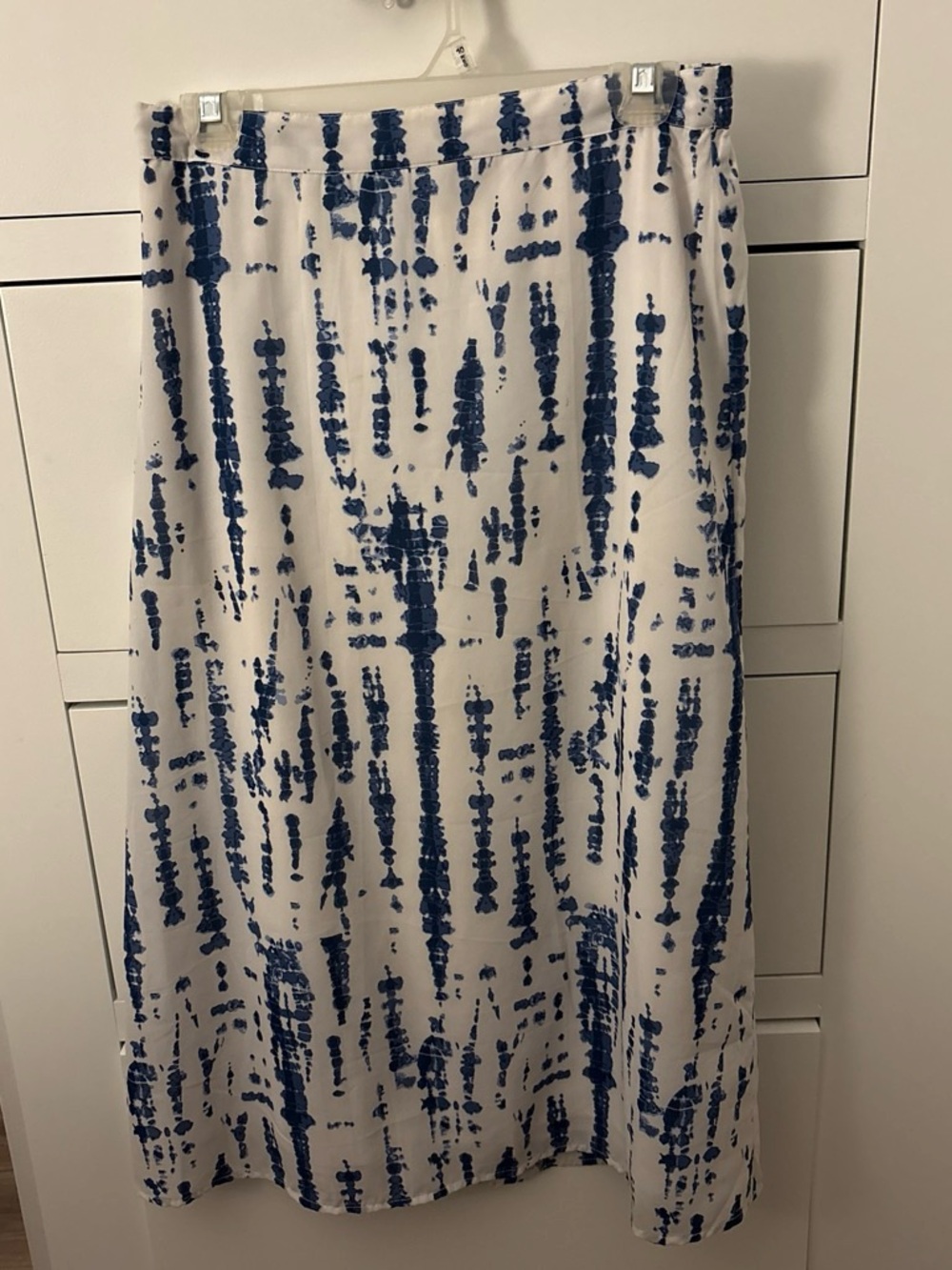 Japna White Midi Skirt with Navy Blue Tie-Dye Stripes